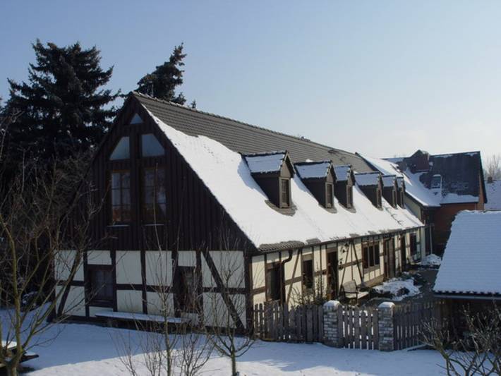 Ferienwohnung für 4 Personen, mit Terrasse und Garten in Dessau