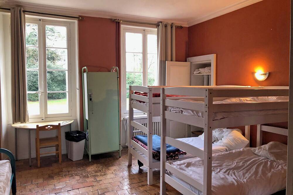 Grand campus en Anjou – Idéal pour groupes / cousinades à partir de 30 personnes in Bécon-les-Granits, Vallée de la Loire
