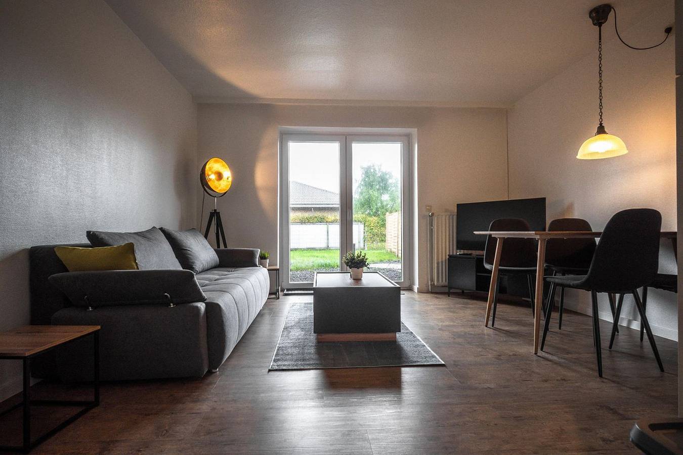 Ganze Wohnung, Gemütliches Ferienhaus Deichkoje 2 in Dagebüll mit Terrasse und Garten in Dagebüll, Nordseeküste