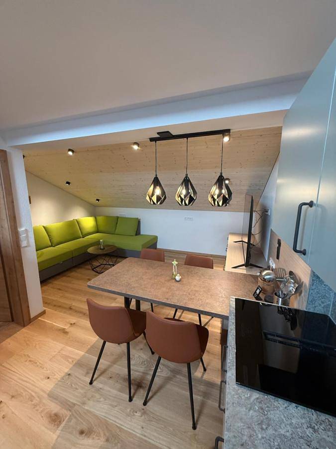 Ferienwohnung für 8 Personen, mit Ausblick in Dachstein Salzkammergut