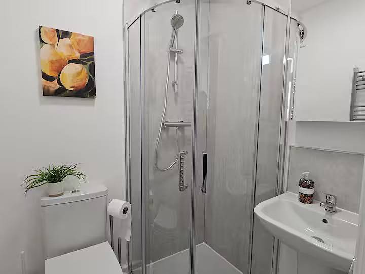 Entire apartment, Stylish, and newly renovated penthouse apartment - Pass the Keys in Shrewsbury, Shropshire