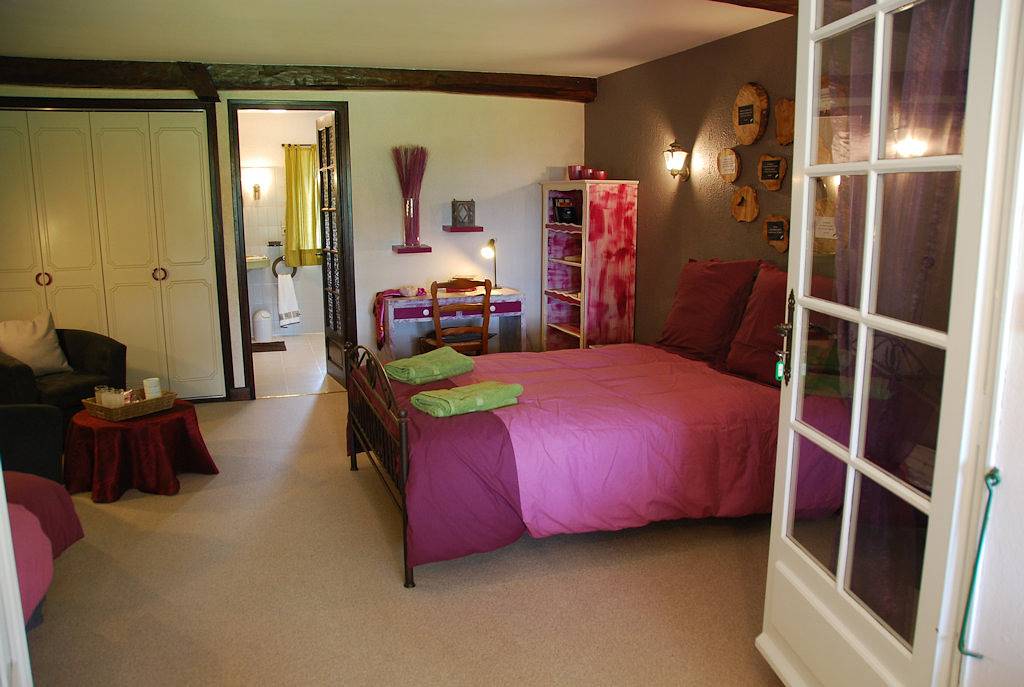 Domaine Sainte Barthe - Chambres d'hôtes - Chambre du Poète in Aignan, Gers