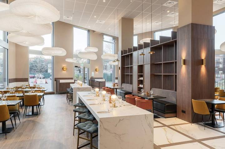 Hôtel pour 4 personnes, avec terrasse à Achères - 2