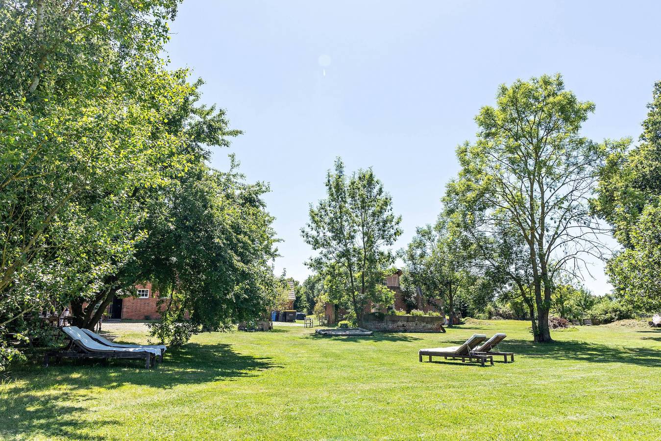 Ganze Wohnung, Ferienwohnung 'Der Flusshof, Scheunenwohnung' mit gemeinsamer Terrasse, gemeinsamem Garten und Wi-Fi in Werben (Elbe), Westhavelland