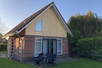 Ferienhaus für 5 Personen, mit Pool und Terrasse sowie Garten in Medemblik