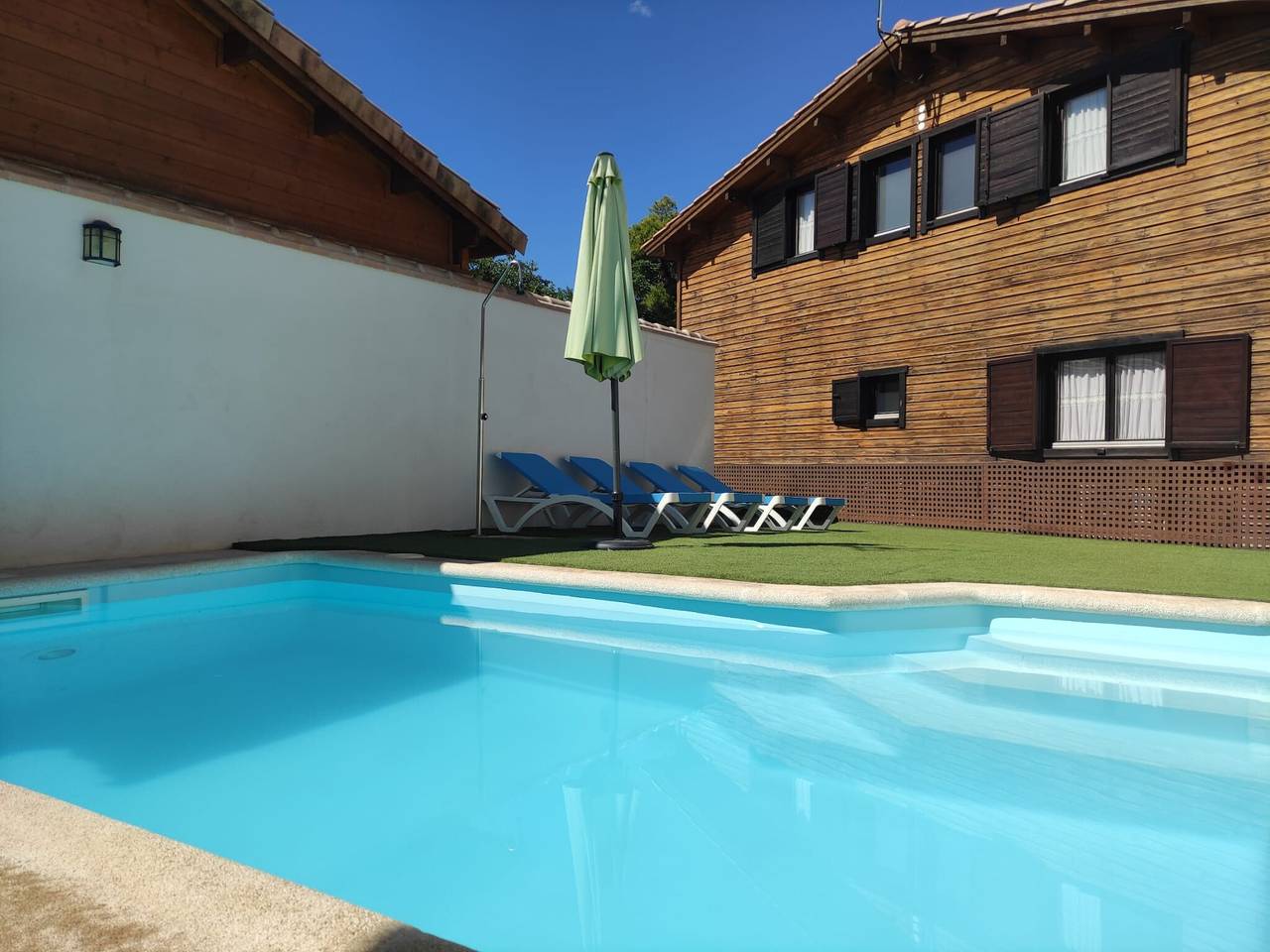 Casa Rural para 21 Personas en Cobisa, Provincia de Toledo