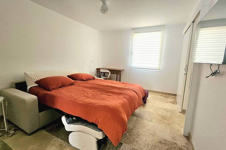 Gîte pour 7 personnes, avec piscine à Pélissanne - 4