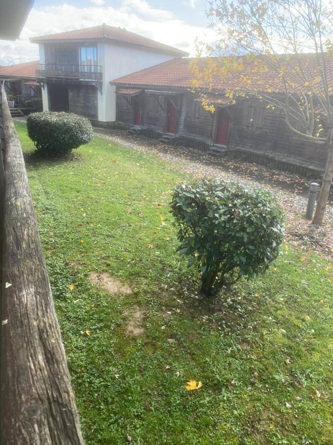 Gîte pour 2 personnes, avec vue et terrasse, animaux acceptés à Cassen - 4