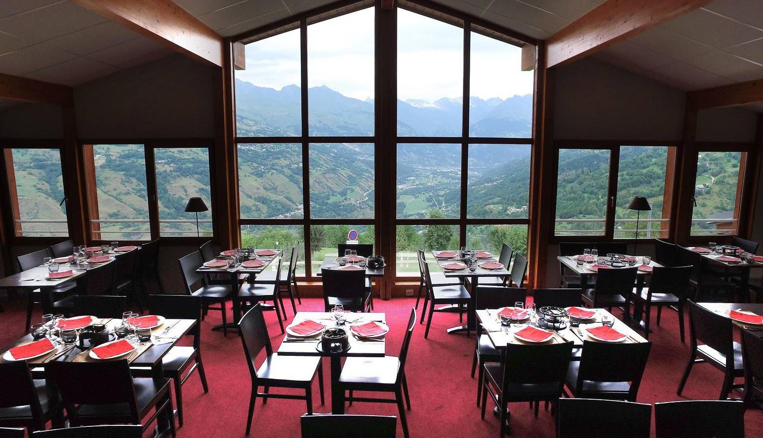 Ganze Wohnung, Vvf La Plagne Montchavin Paradiski - 2 Zimmer-Appartement für 4 Personen und 1 Baby - 2 Jahre alt in La Plagne, Bellentre