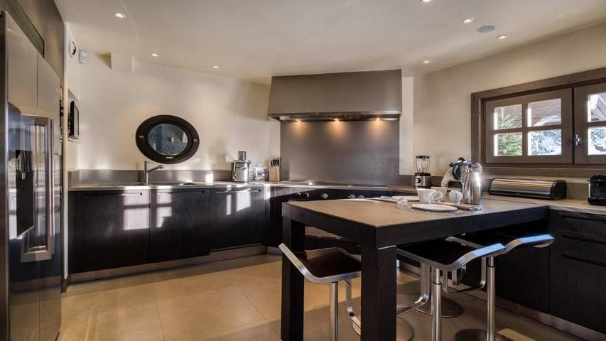 Chalet für 12 Personen, mit Terrasse und Pool sowie Sauna in Ischgl - 4