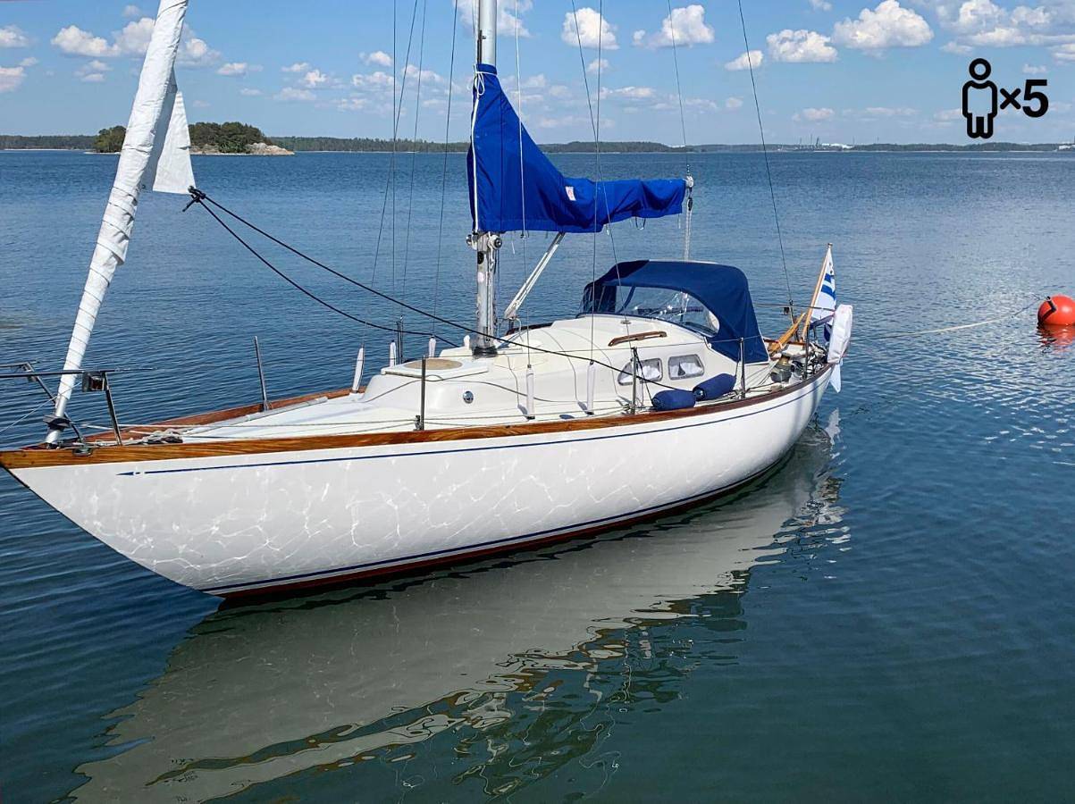Downtown Sailboat - Vega 2 in Göteborg, Västergötland