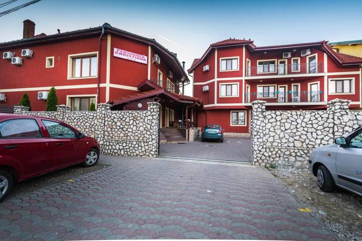 Maison d’hôte pour 2 personnes, avec terrasse et vue