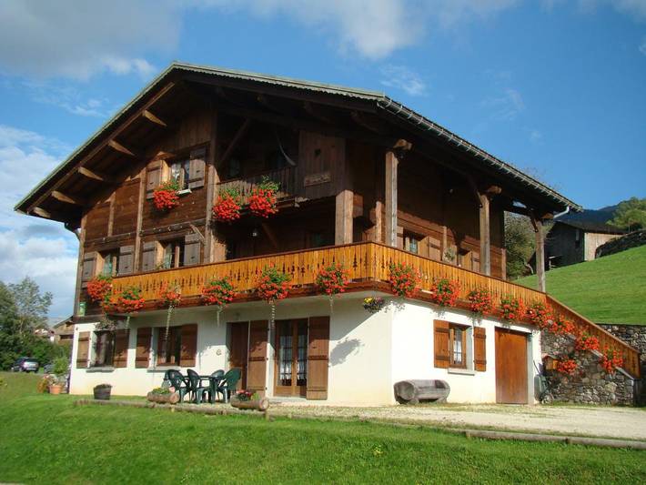 Gîte pour 5 personnes, avec terrasse, animaux acceptés à Flumet - 2