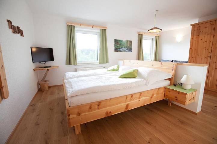 Hütte für 6 Personen, mit Sauna und Balkon sowie Garten in Niederösterreich - 4