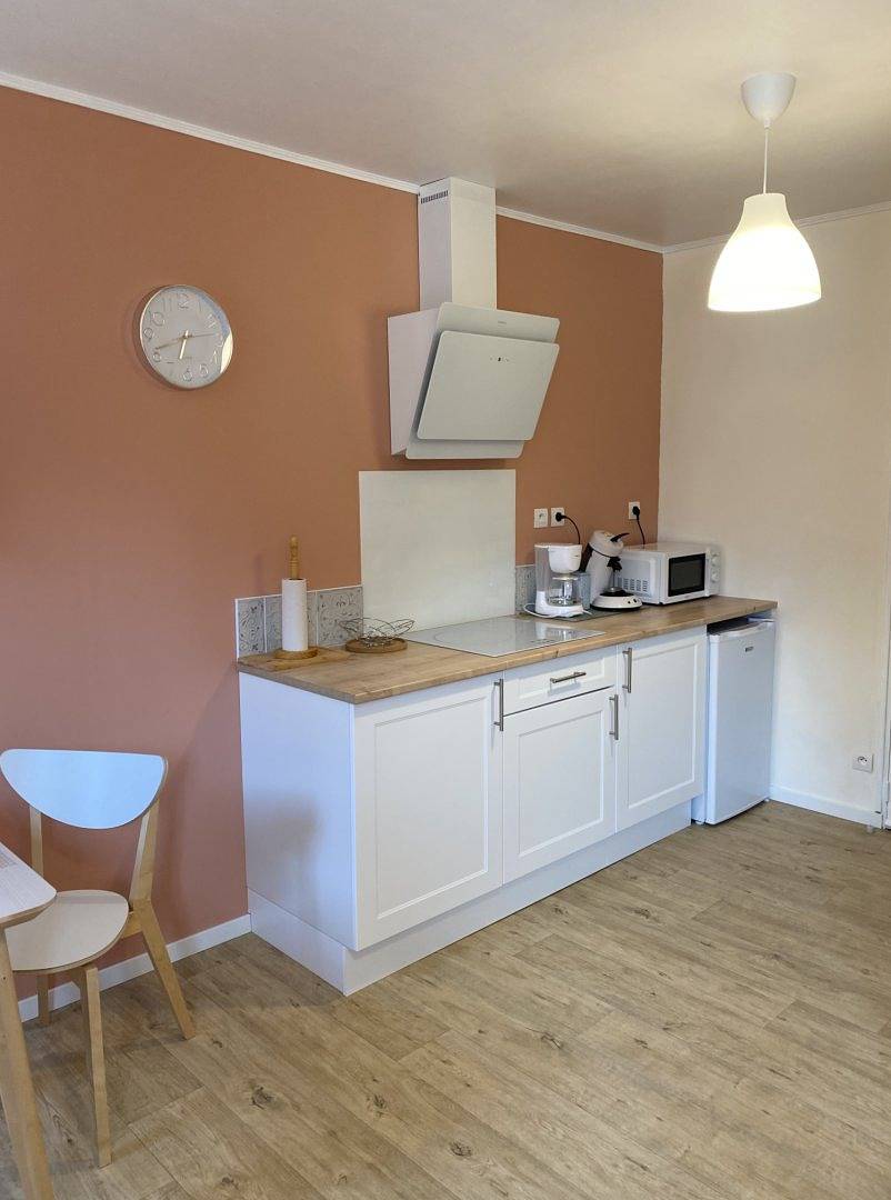 Studio entier, Studio "Au Réconfort de Mers", draps et serviettes fournis in Mers-les-Bains, Région d'Abbeville