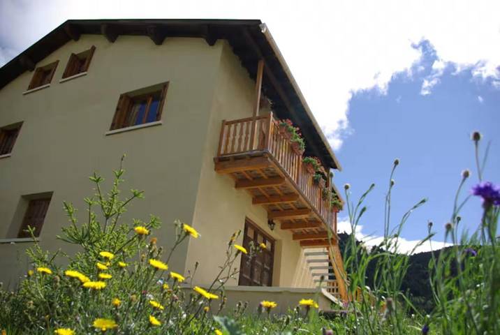 Appartement de vacances pour 8 personnes, avec vue et jardin