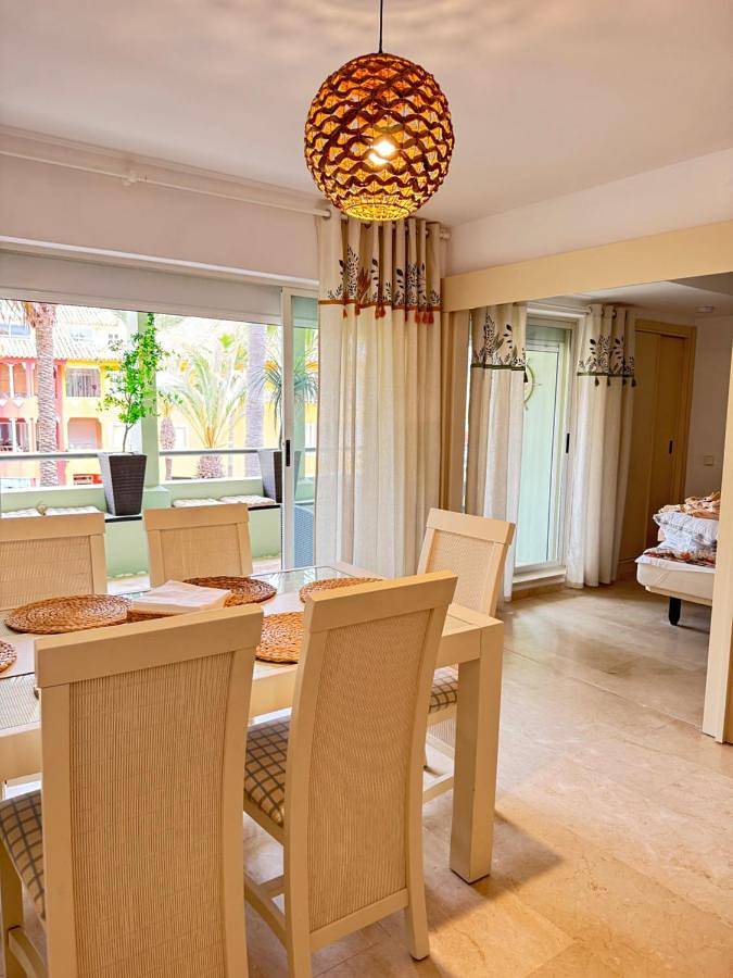 Apartamento de vacaciones para 5 personas, con vistas y terraza - 1