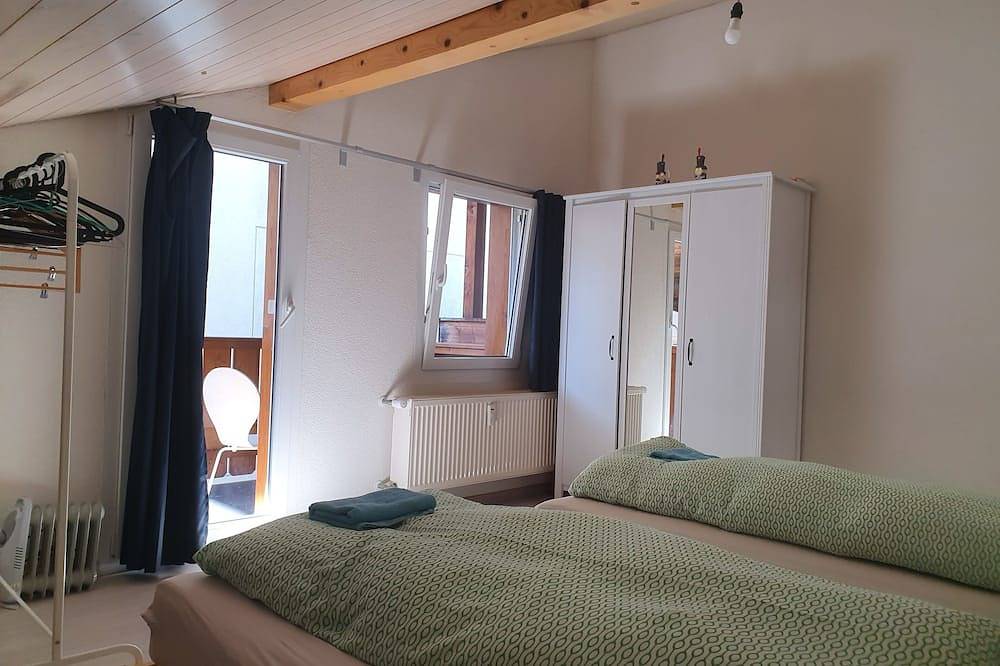 Geheel appartement, Classy Apartment Interlaken Center in Interlaken, Meer van Thun