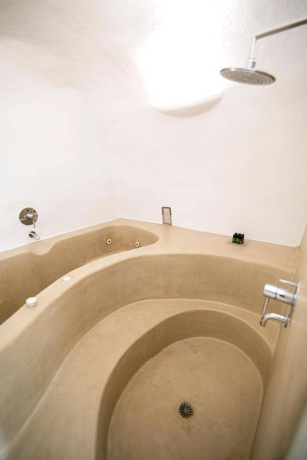 Appartement entier, Menias Cave House in Ormos Ammoudiou, Oia