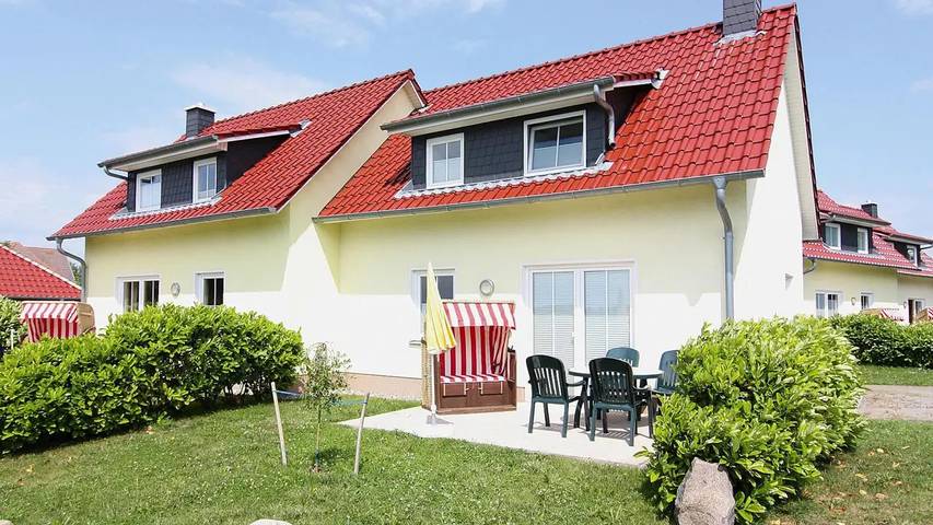 Ferienhaus für 6 Personen, mit Terrasse und Sauna in Kühlungsborn