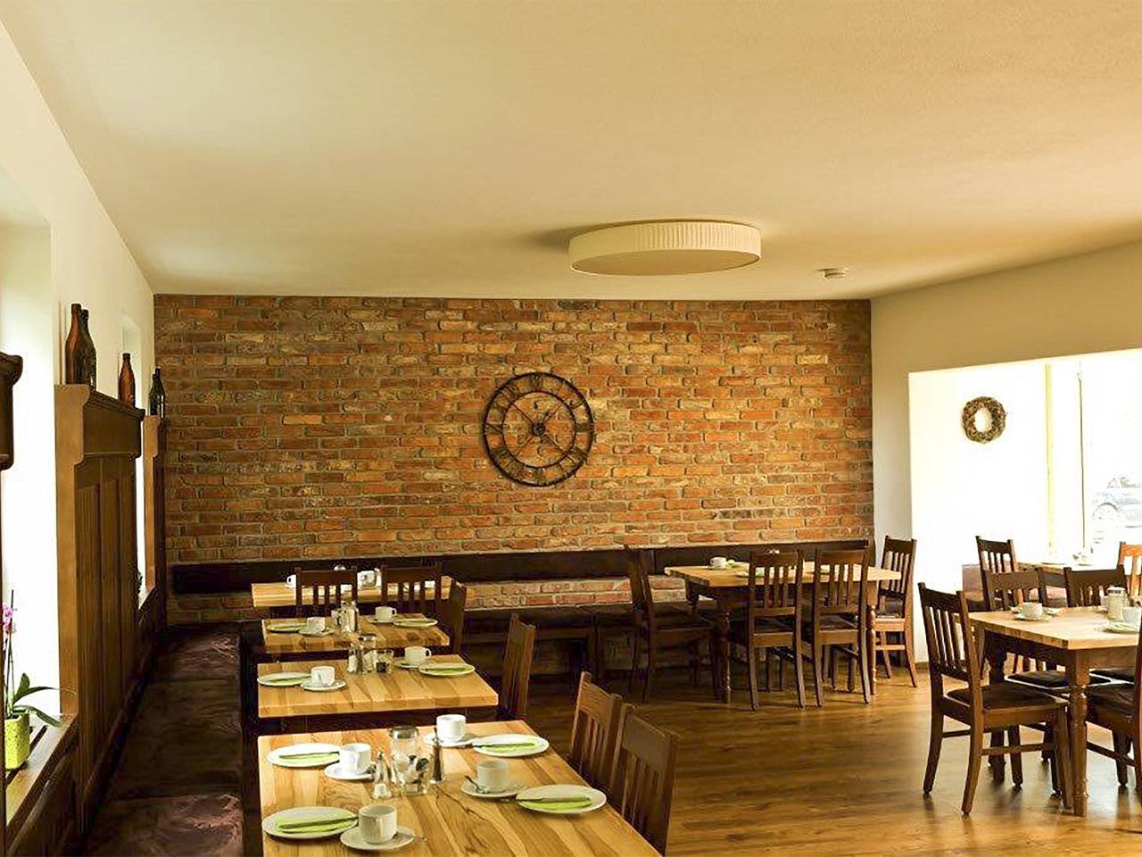 Huberwirt am Kellerberg - Doppelzimmer (Mansarde) mit Dusche/Wc in Wasserburg am Inn, Landkreis Rosenheim