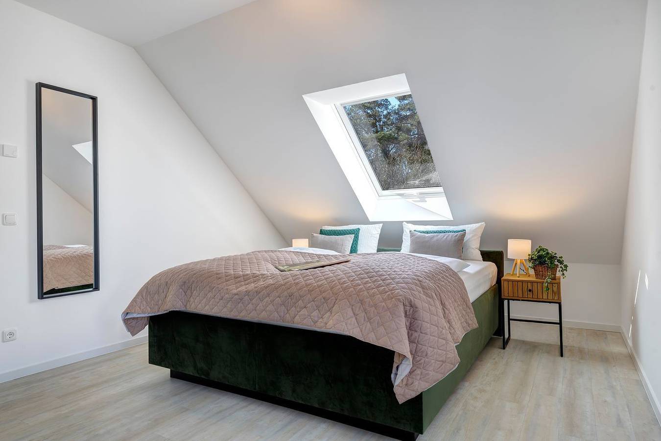 Ganze Wohnung, Bernsteinquartier, Whg. 02.27 "Ambar" in Kölpinsee - Balkon, Komfort & Workation in Kölpinsee, Loddin