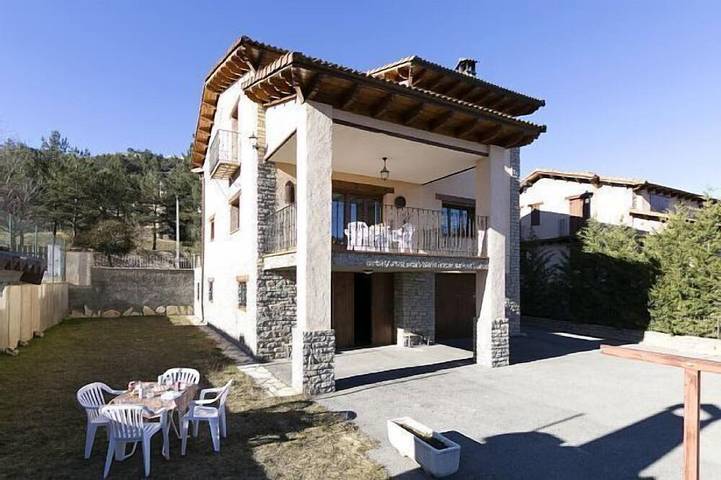 Cabaña para 8 personas, con jardín y terraza, Se admiten mascotas en Gúdar-Javalambre