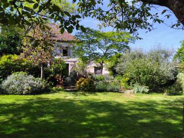 Cottage pour 4 personnes, avec jardin et piscine à Eymet