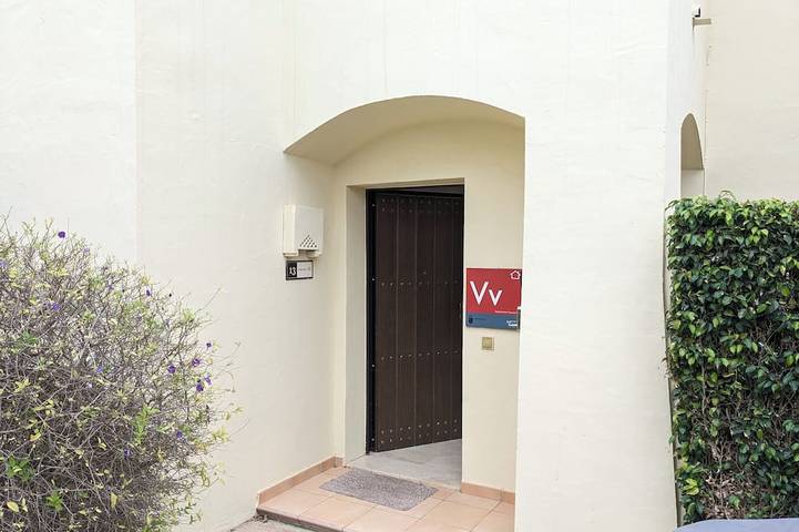 Villa for 7 people, with balcony and garden as well as pool - 1