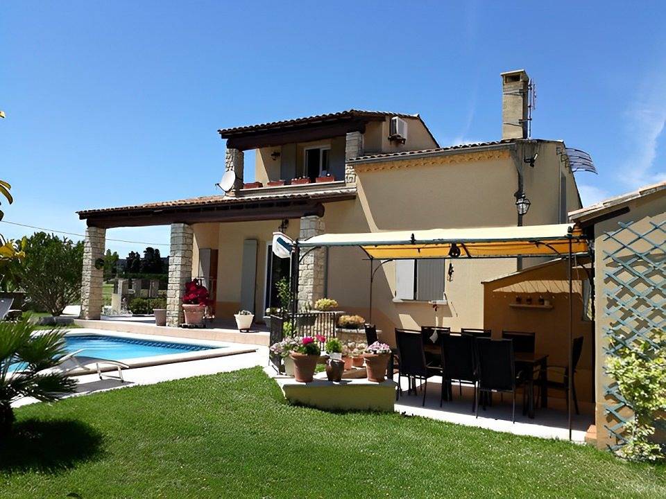 Chambres d'hôtes Le Moulin de la Pusque - Suite de 2 chambres in Jonquerettes, Vaucluse