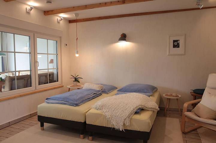 Kleines, liebevoll eingerichtetes Ferienhaus direkt am Uckersee in Nordwestuckermark, Uckermark