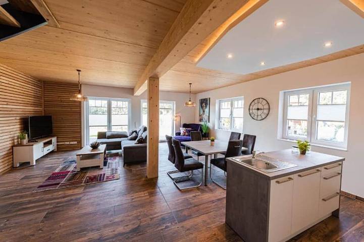 Ferienhaus für 6 Personen, mit Whirlpool und Garten sowie Terrasse, mit Haustier - 1