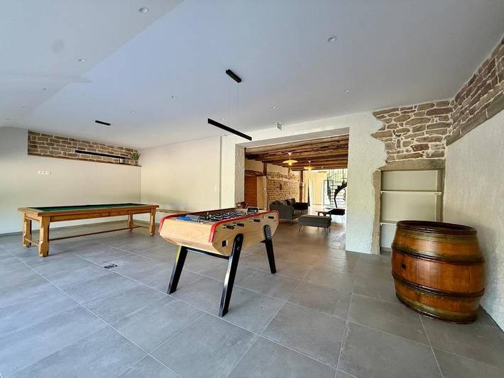 Location de vacances pour 14 personnes, avec jacuzzi et jardin dans Uriménil - 4