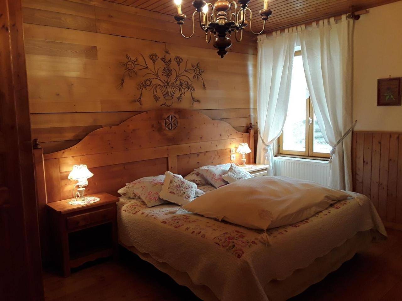 Le Bellevue in Giron (Ain), Nantua