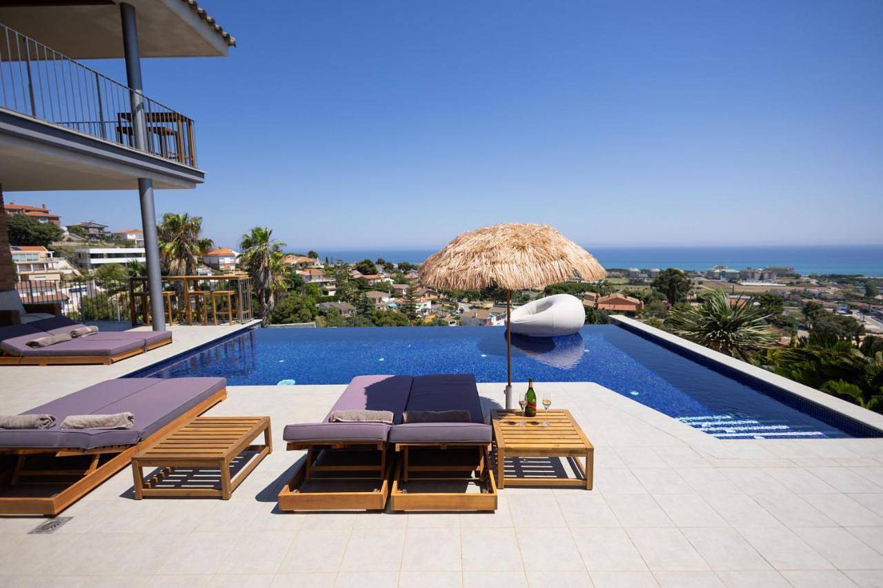Villa Aya Barca in Santa Susanna, Costa del Maresme