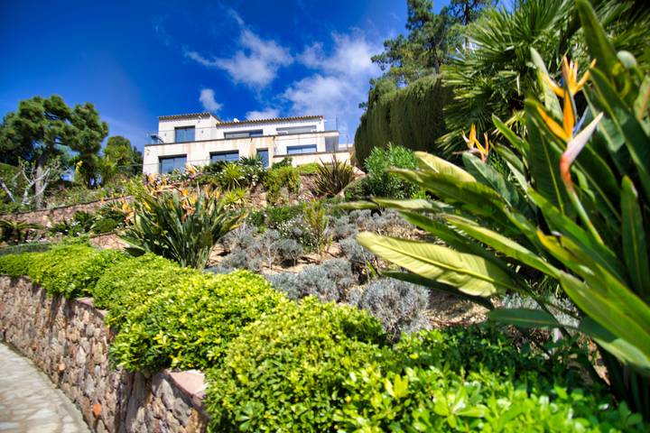 Villa pour 10 personnes, avec jardin et terrasse à Théoule-sur-Mer - 2