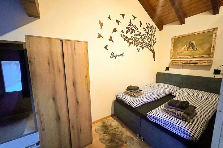Cozy chalet in the Swiss Alps with a Heidi bed. Pets welcome! in Amden, Walensee