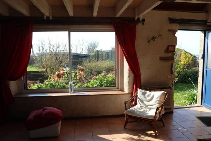 Location de vacances pour 6 personnes, avec jardin et vue, adapté aux familles à Landunvez - 4