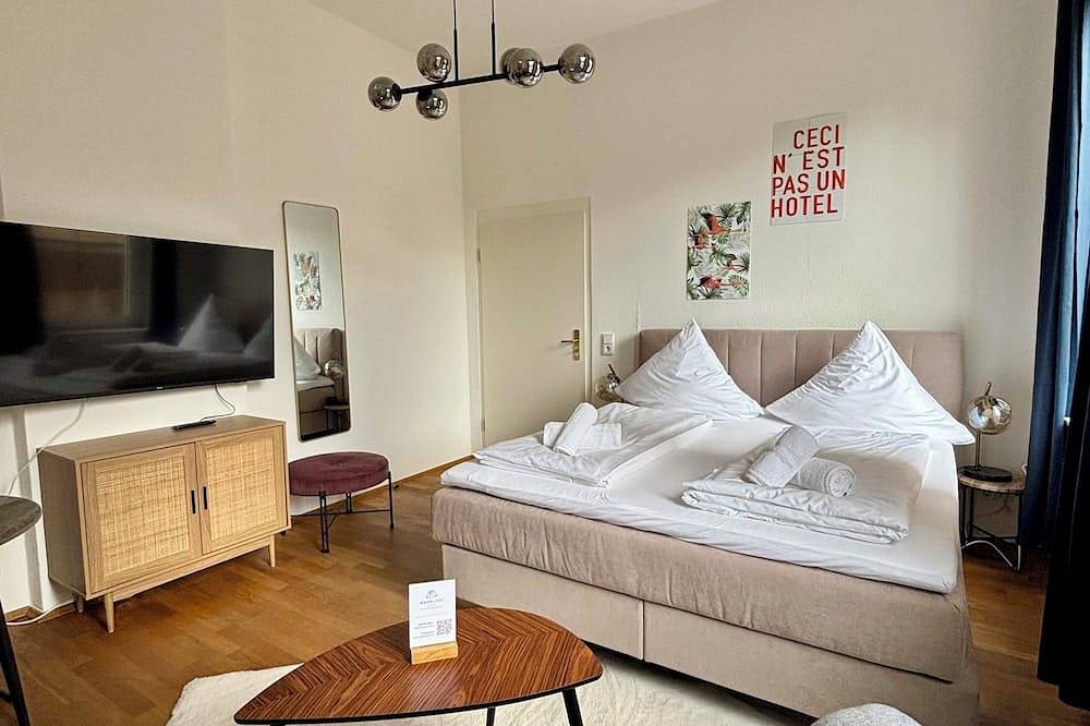 Ganze Wohnung, Stilvolles Studio · Augustaplatz · Kurpark · Gop in Bad Oeynhausen, Wiehengebirge