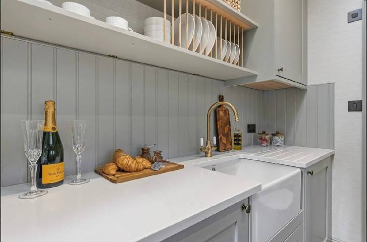 Entire apartment, Luxury Super King Annexe Nr Goodwood in Chichester, South Downs