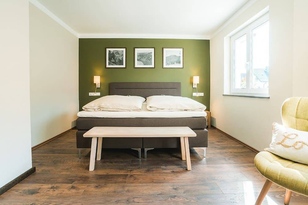 Ganze Wohnung, 12 Kirschen, Terrasse, 82qm, 2 Schlafzimmer, max. 6 Personen in Durbach, Mittlerer Schwarzwald