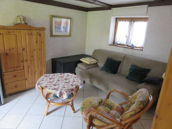 Ferienwohnung für 3 Personen, mit Terrasse und Garten in Grambin - 3