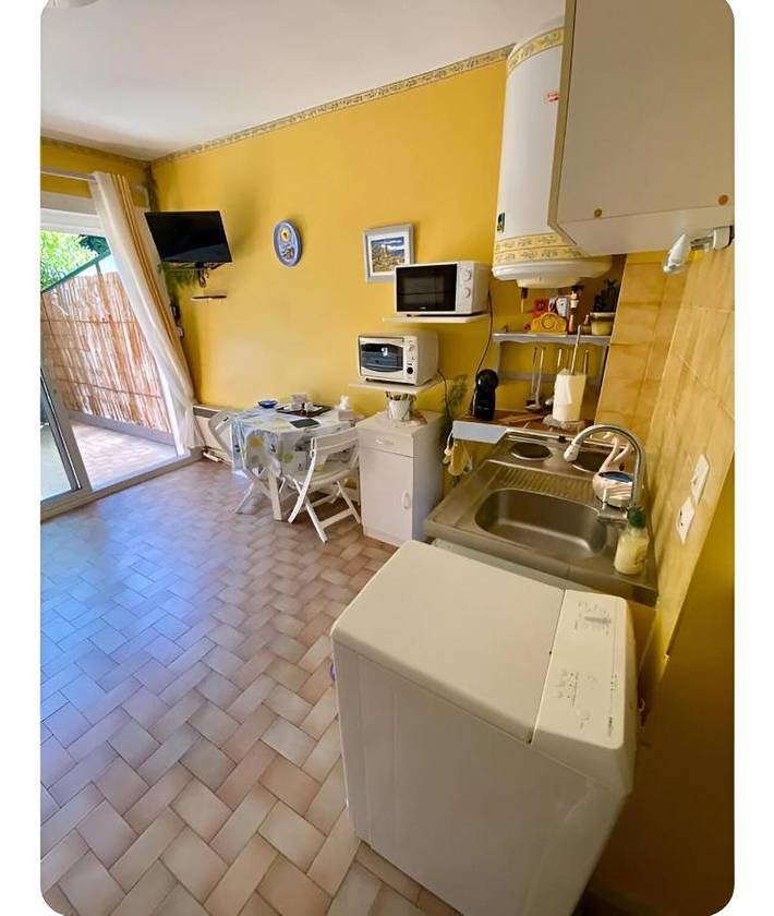 Gîte pour 2 personnes, avec jardin et terrasse à Le Pradet - 3