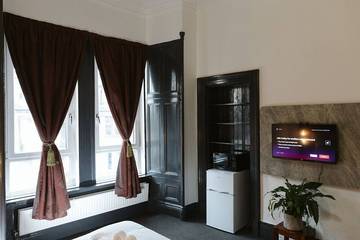 Bed And Breakfast for 2 People in Paisley, Lowlands, Photo 2