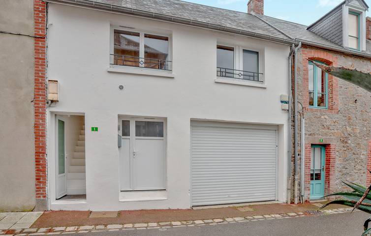 Gîte pour 4 personnes, avec terrasse à Carolles - 2