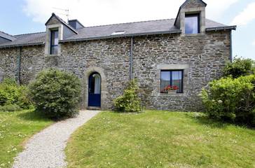 Gîte pour 10 personnes, avec terrasse et jardin à Le Tour-du-Parc