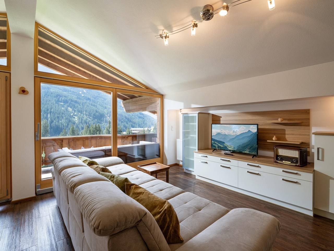 Ganze Ferienwohnung, Appartement Gletscherspitze (2 Schlafräume, 2. Og) in Hintertux, Tux