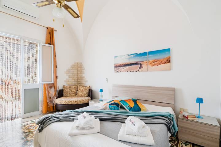 Kyma: Modern Wave Studio in the Heart of Otranto in Otranto, Otranto region