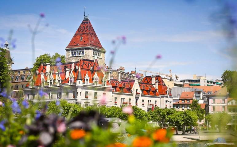 Hôtel pour 3 personnes, avec piscine ainsi que sauna et jardin à Lausanne - 2