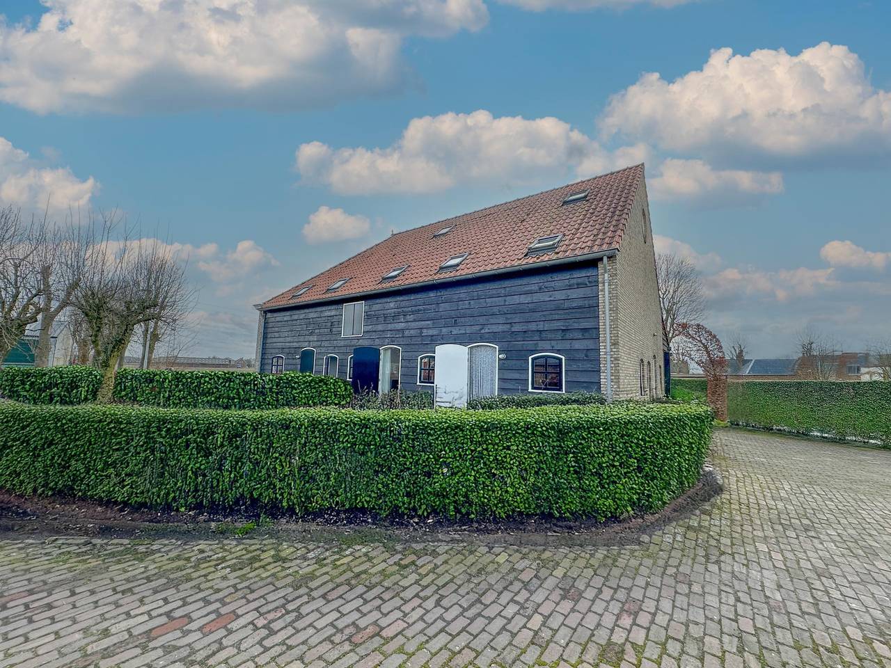 Geheel appartement, Fijn appartement op de begane grond met tuin in Drimmelen, Nationaal Park De Biesbosch